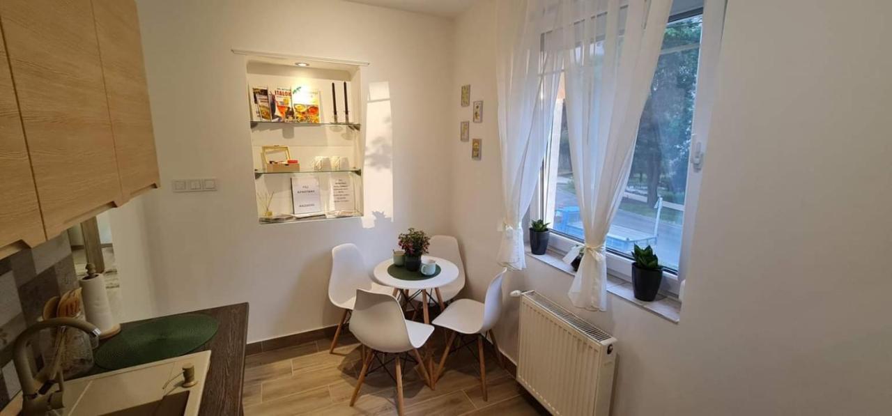 Апартаменты Cili Apartman Эгер Экстерьер фото