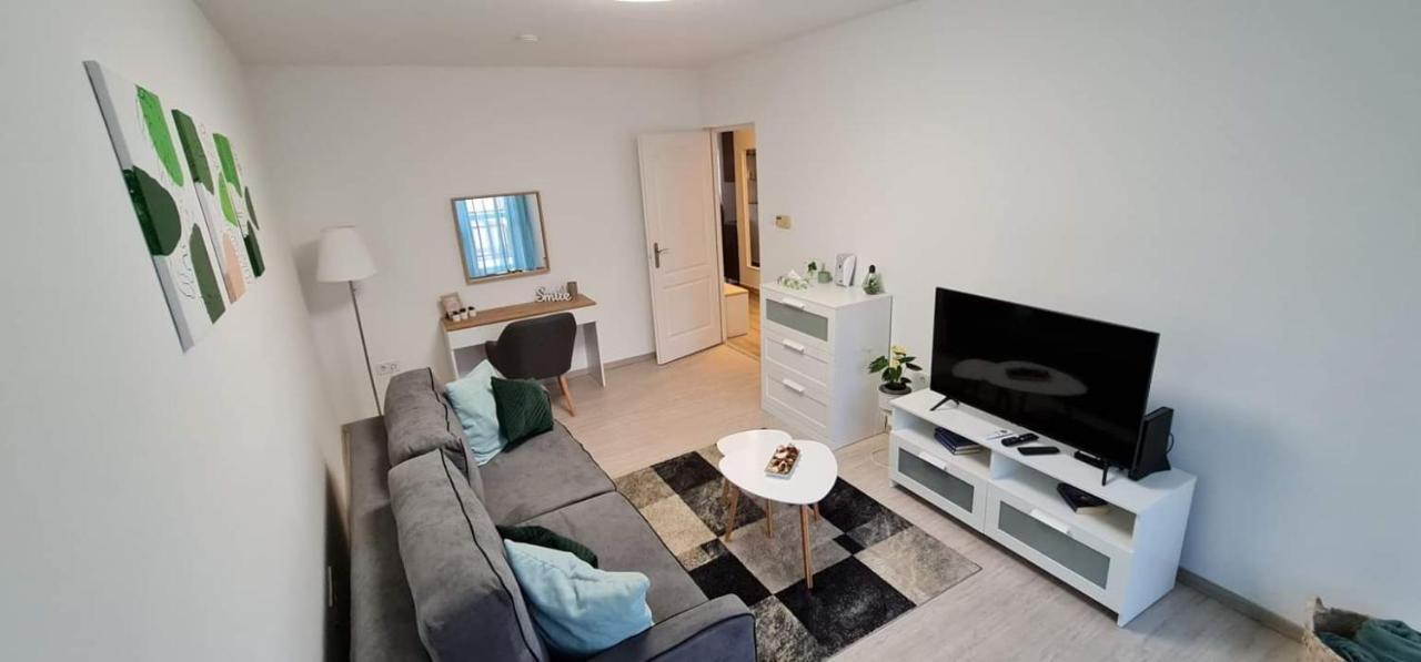 Апартаменты Cili Apartman Эгер Экстерьер фото